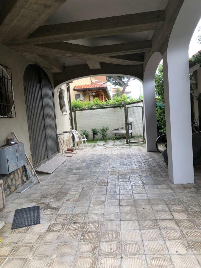 Villa Sophia Mare 1 Lido di Camaiore Exterior foto